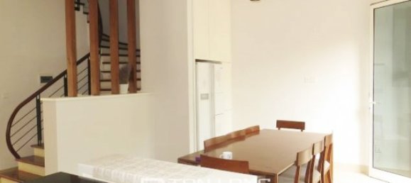 Villa de 4 dormitorios en Long Bien, Vietnam No. 3327 6