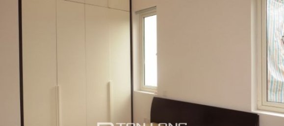 Villa de 4 dormitorios en Long Bien, Vietnam No. 3327 11