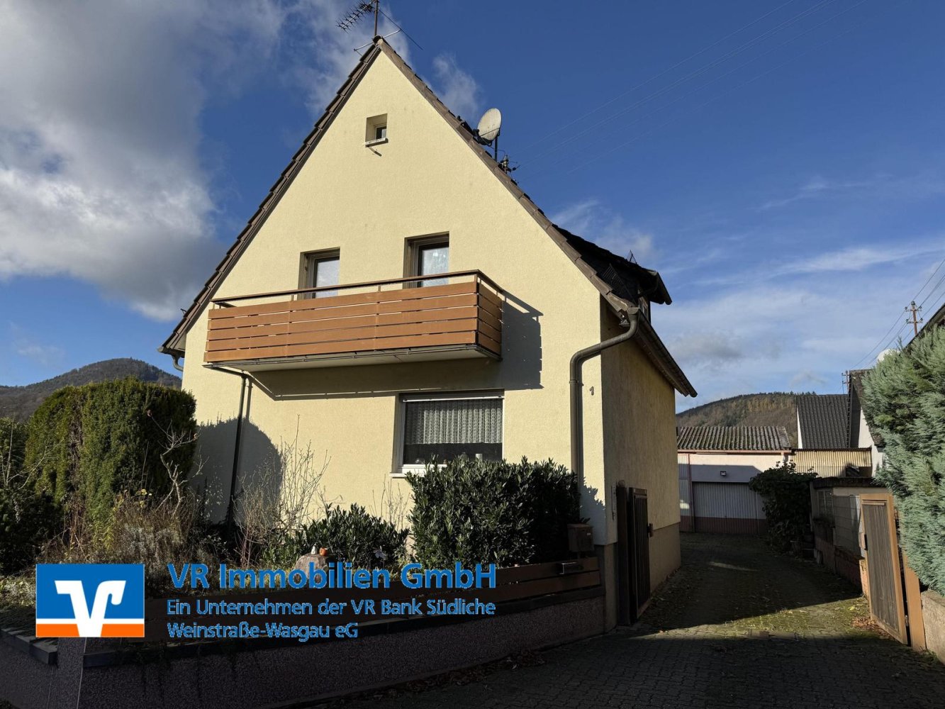 5-salle Propriété commerciale à Annweiler am Trifels, Germany No. 61801