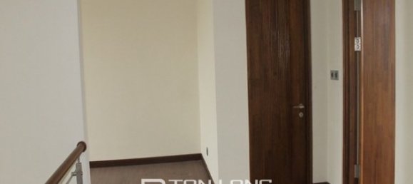 4 Schlafzimmer Villa in Tay Ho, Vietnam, Nr. 1687 20