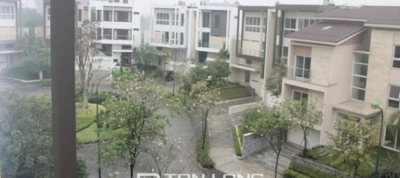 4 Schlafzimmer Villa in Tay Ho, Vietnam, Nr. 1687 25