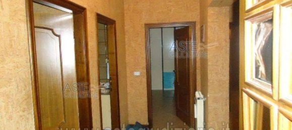 3 Schlafzimmer Wohnung in Silvi, Italy, Nr. 95390 30