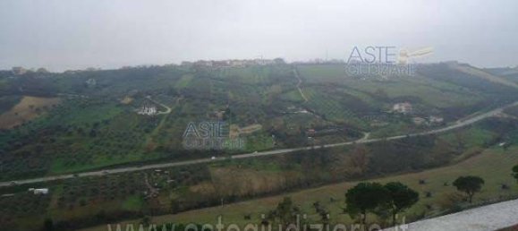 3 Schlafzimmer Wohnung in Silvi, Italy, Nr. 95390 25