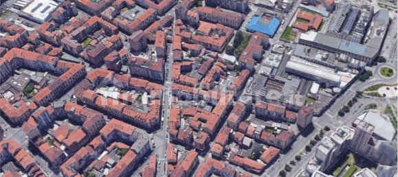 1 bedroom Apartment in Turin, Italy No. 331571 5