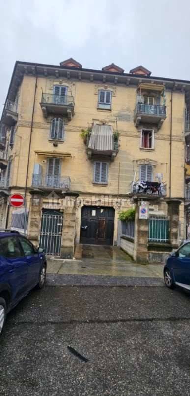 1 bedroom Apartment in Turin, Italy No. 331571