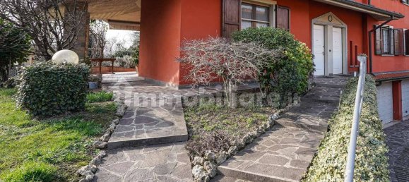 Villa T3 em Brembate, Italy N.º 211733 3