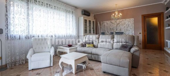 Villa T3 em Brembate, Italy N.º 211733 7