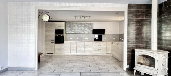 3 bedrooms House in Beauvais, France No. 332878 3