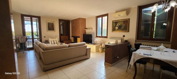 Вилла с 6 комнатами в Аньяделло, Италия № 117504 2