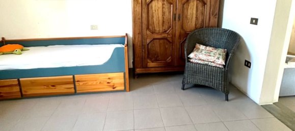 Ático de 3 habitaciónes en Massa, Italy No. 295363 25