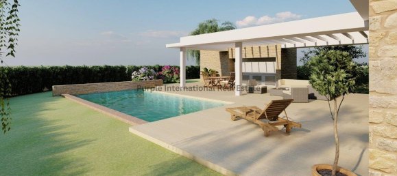 Вилла с 4 спальнями в Ороклини, Кипр № 1212 9