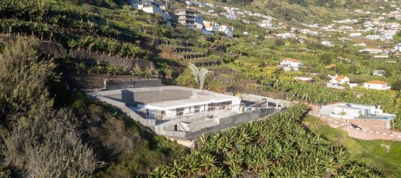 3 bedrooms House in Calheta, Portugal No. 99339 12