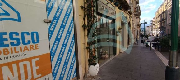 Gewerbliche Immobilie in Benevento, Italy 123m², Nr. 303756 29