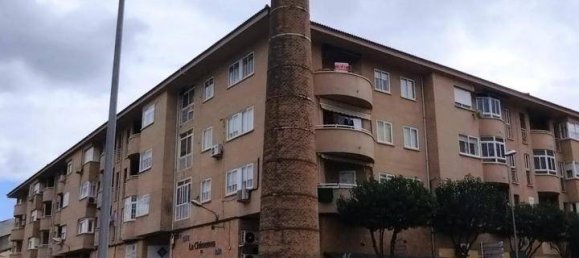 Apartamento de 3 dormitorios en Cáceres, Spain No. 34770 24