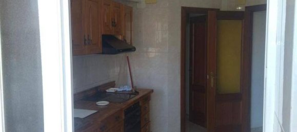Apartamento de 3 dormitorios en Cáceres, Spain No. 34770 2