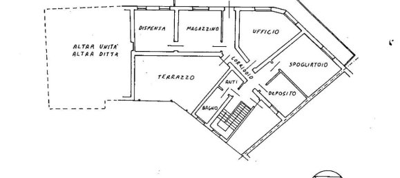 Здание с 5 комнатами в Чимадольмо, Италия № 222019 2
