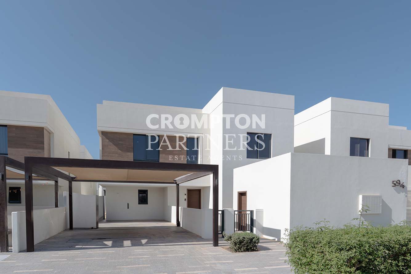 5 bedrooms Villa in Yas Island, UAE No. 67127