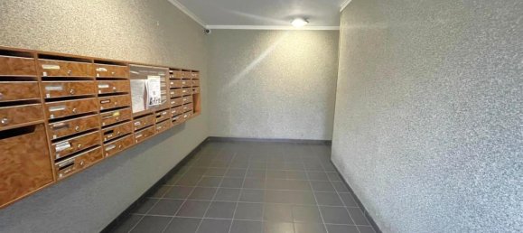 Квартира с 2 спальнями в Вильнёв-ла-Гаренн, Франция № 327489 2