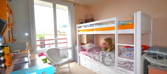 Квартира с 2 спальнями в Вильнёв-ла-Гаренн, Франция № 327489 7