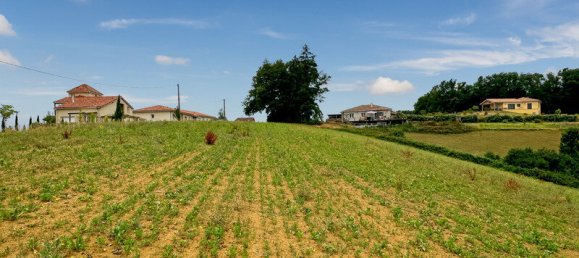  Land in Bassoues, France No. 293922 2