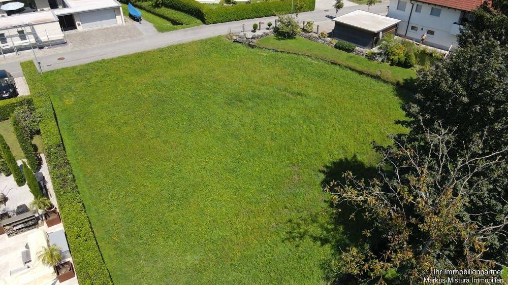 1055m² Land in Hard, Austria No. 148634