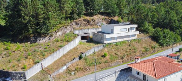 4 bedrooms House in Povoa de Lanhoso, Portugal No. 180308 3