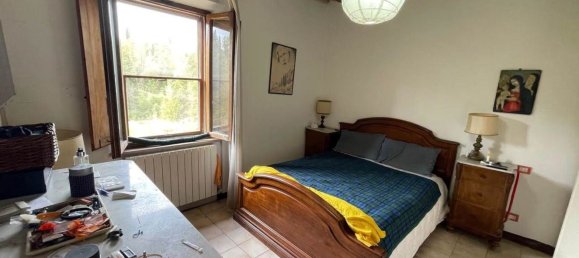 4 rooms Apartment in Siena, Italy No. 110837 15