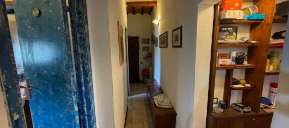 4 rooms Apartment in Siena, Italy No. 110837 6