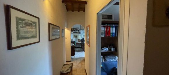 4 rooms Apartment in Siena, Italy No. 110837 4