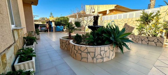 3 Schlafzimmer Villa in La Nucia, Spain, Nr. 11206 8