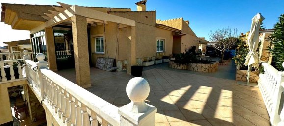 3 Schlafzimmer Villa in La Nucia, Spain, Nr. 11206 10