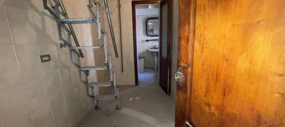 11 rooms House in Santa Croce sull'Arno, Italy No. 85578 29