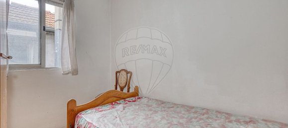 344m² Building in Porto, Portugal No. 52668 31