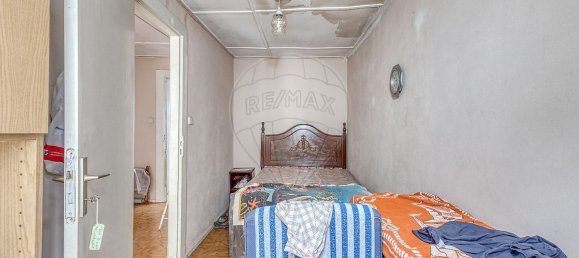 344m² Building in Porto, Portugal No. 52668 35