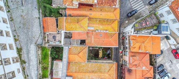 344m² Building in Porto, Portugal No. 52668 5