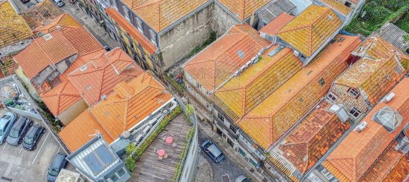 344m² Building in Porto, Portugal No. 52668 8