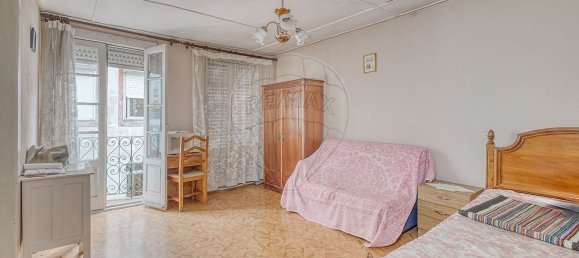 344m² Building in Porto, Portugal No. 52668 36