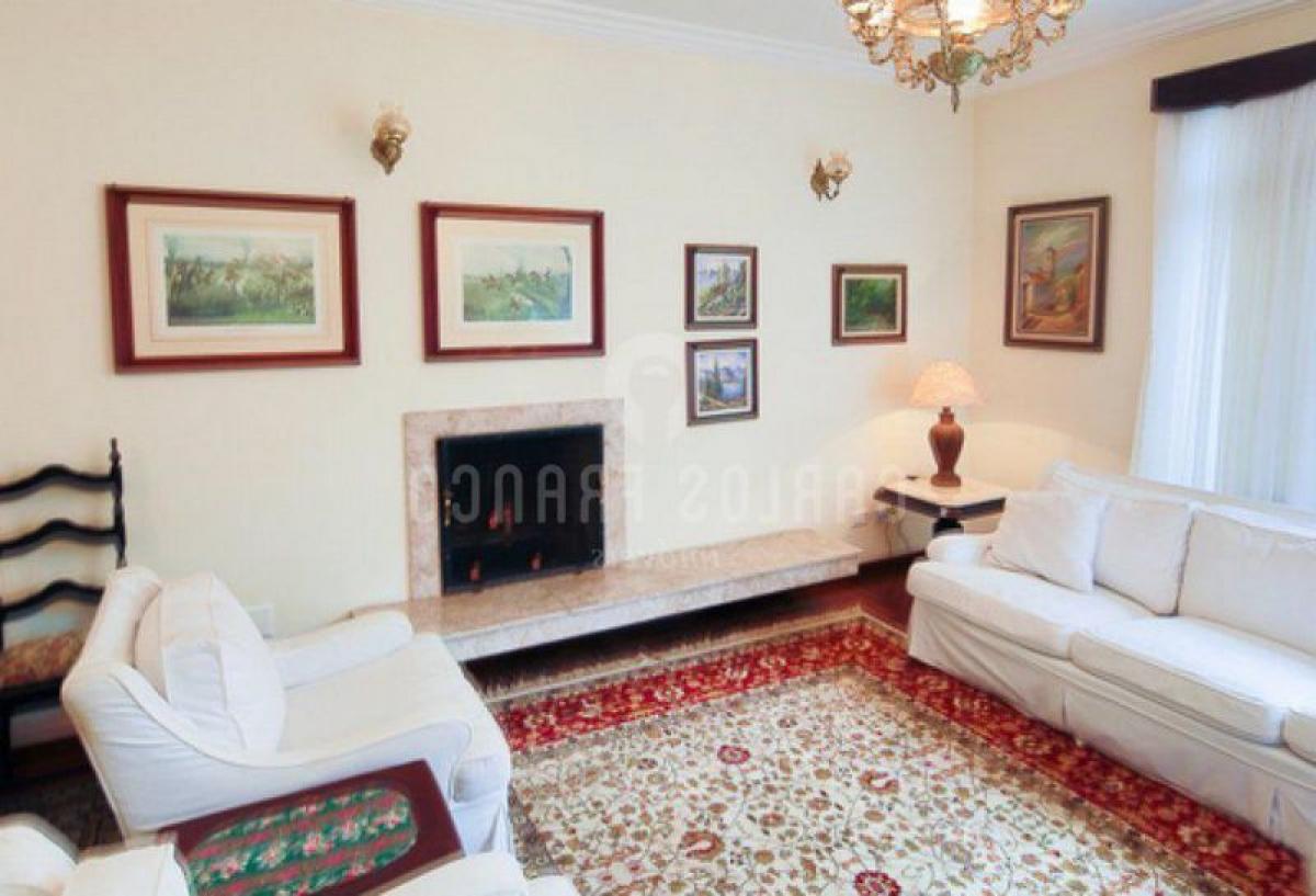 Дом с 4 спальнями в Сан-Паулу, Бразилия № 594237