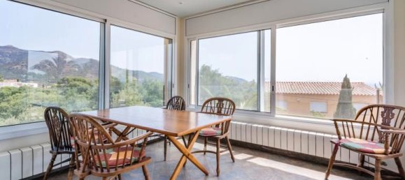 5 bedrooms House in Roses, Spain No. 146433 8