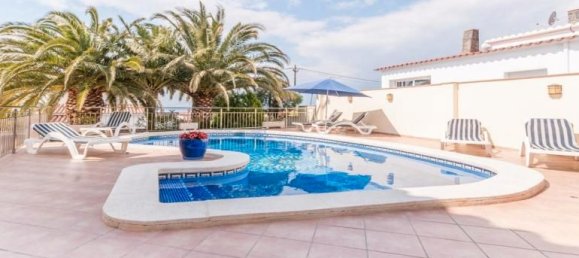 5 bedrooms House in Roses, Spain No. 146433 3