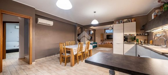 5 rooms House in Rome, Italy No. 48577 40