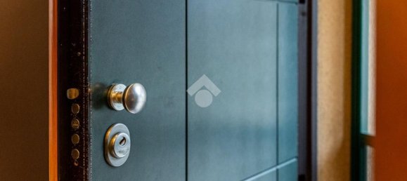 5 rooms House in Rome, Italy No. 48577 7