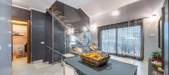 5 rooms House in Rome, Italy No. 48577 9