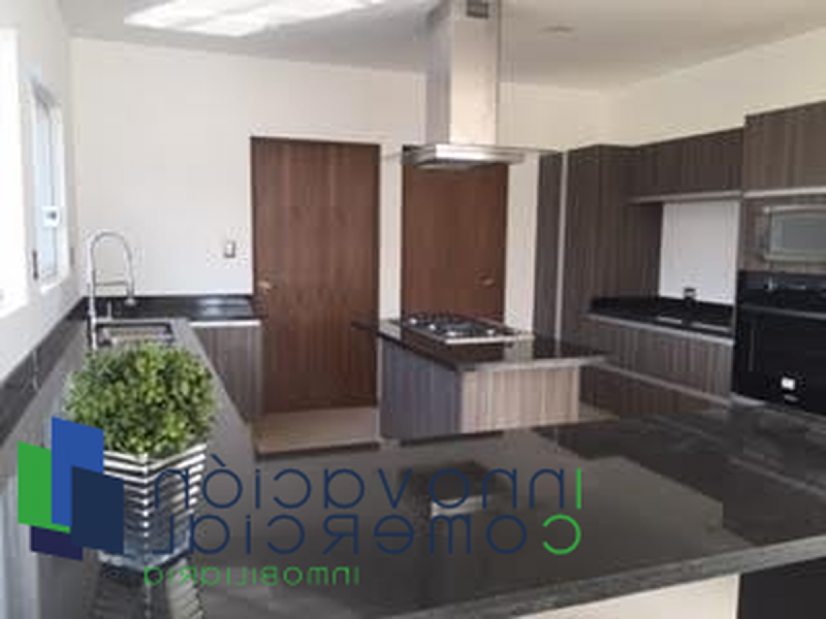 3 bedrooms House in Queretaro, Mexico No. 150710