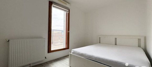 3 Schlafzimmer Wohnung in Cergy, France, Nr. 361423 8
