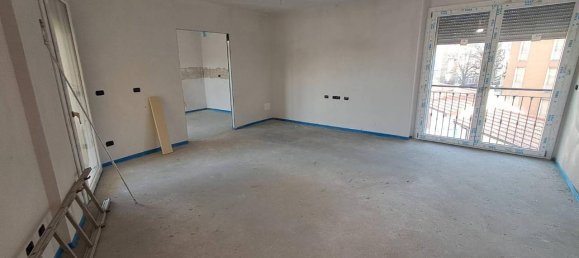 4 rooms Penthouse in Voghera, Italy No. 102469 8