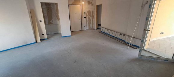 4 rooms Penthouse in Voghera, Italy No. 102469 12