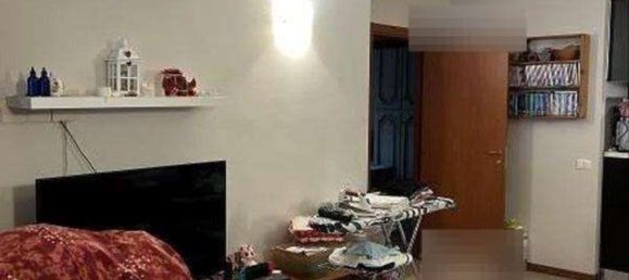 5 rooms Apartment in Pisa, Italy No. 37866 3