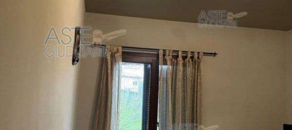 5 rooms Apartment in Pisa, Italy No. 37866 9