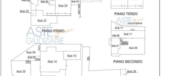 5 rooms Apartment in Pisa, Italy No. 37866 16
